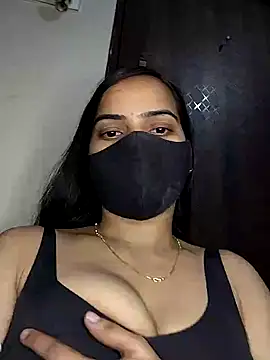 Snapshot of Savita2310 chatting on October 4, 7:18 pm Savita2310 online show from October 4, 7:18 pm