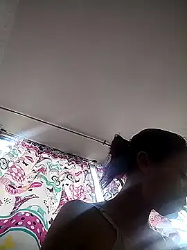 dulcelatin21 online show from November 8, 4:01 pm