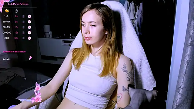 ZoyaMill online show from April 10, 7:25 am