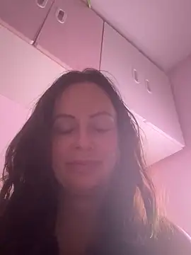 Snapshot of nightingale27 chatting on October 15, 8:00 pm nightingale27 online show from October 15, 8:00 pm