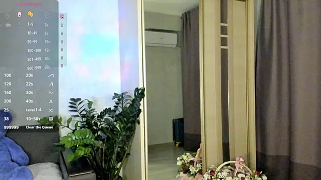Snapshot of SaraShine_ chatting on September 26, 8:50 pm SaraShine online show from September 26, 8:50 pm