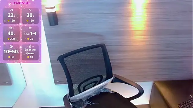 JessicaHott01 online show from April 27, 7:44 pm