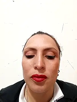 Snapshot of VERONICA__03 chatting on September 23, 2:48 pm VERONICA 03 online show from September 23, 2:48 pm