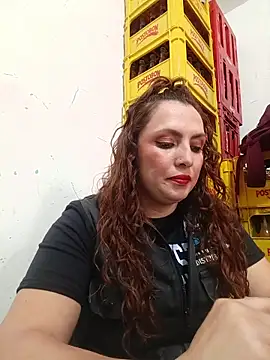 Snapshot of VERONICA__03 chatting on October 4, 5:17 pm VERONICA 03 online show from October 4, 5:17 pm
