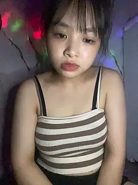 Snapshot of candy___123 chatting on October 2, 3:17 pm candy   123 online show from October 2, 3:17 pm