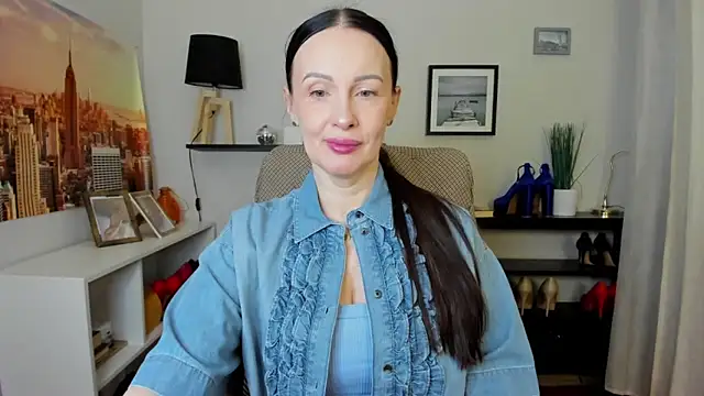 Velvet Jasmine online show from March 10, 6:28 am