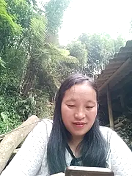 miss-su online show from April 21, 1:42 am