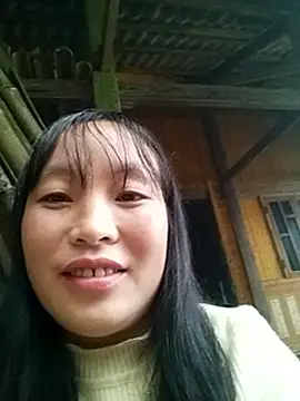 miss-su online show from November 2, 2:15 am