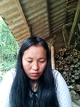 miss-su online show from April 21, 2:51 am