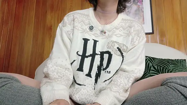 Zafiro Gem  online show from March 4, 10:05 pm