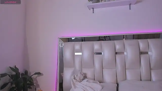 Darlyn tenderhot   online show from February 17, 3:55 pm