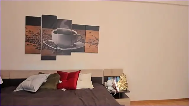 wavelover online show from April 22, 9:56 pm