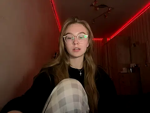 Snapshot of bellameow88 chatting on September 22, 1:31 pm bellameow88 online show from September 22, 1:31 pm