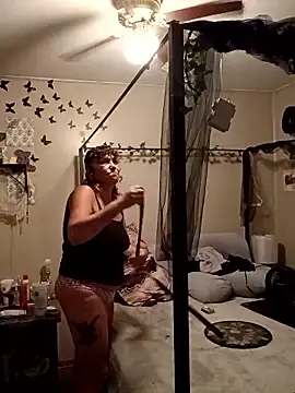Bored Grandma online show from June 7, 3:24 am