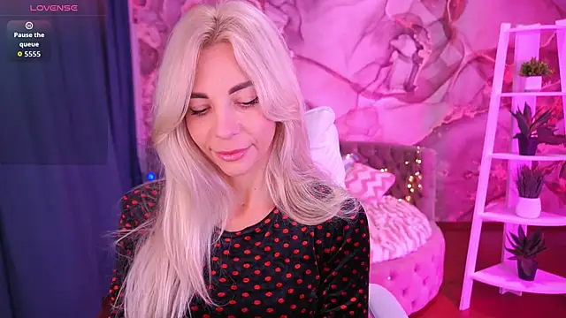 BellaRayyy online show from November 16, 7:10 am