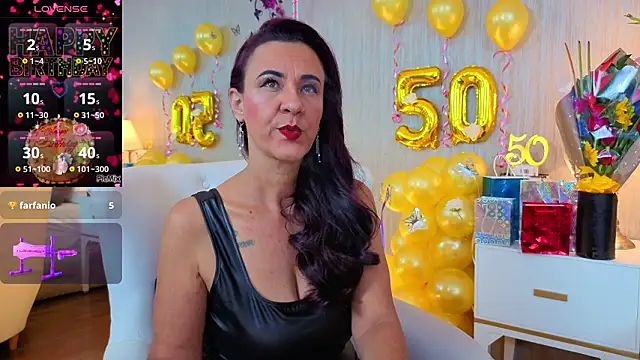 ScarleetJonson online show from February 4, 8:23 pm