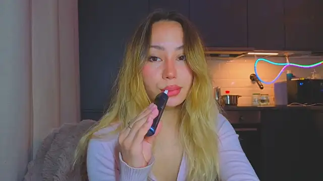 baobei03 online show from April 26, 5:27 am