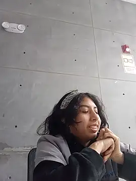 Snapshot of Syndel23 chatting on September 12, 5:09 pm Syndel23 online show from September 12, 5:09 pm