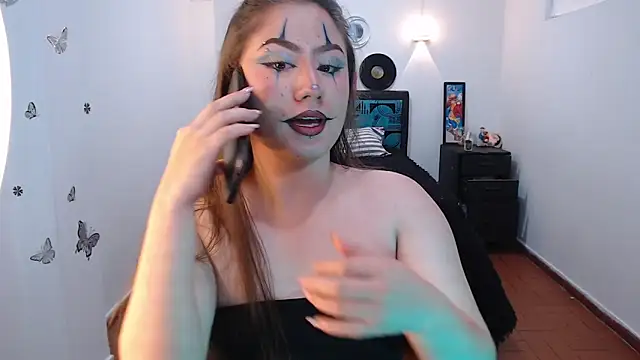 naomii san online show from October 13, 9:39 pm