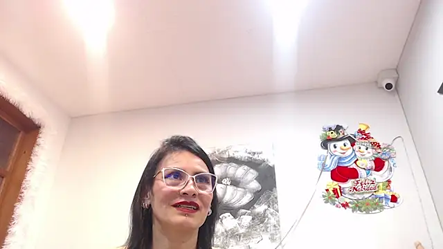 DonnaJoness online show from December 19, 8:56 pm