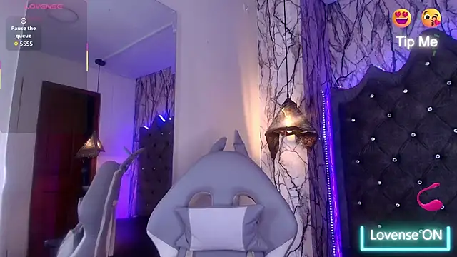 Zami Escobar of online show from March 27, 5:24 pm