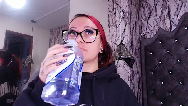 Zami Escobar of online show from April 24, 5:49 pm