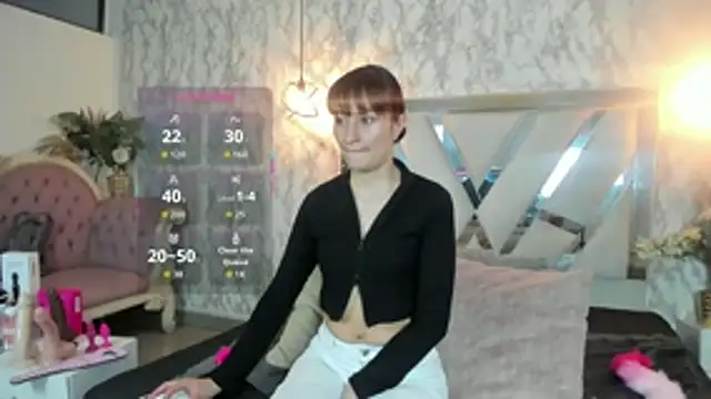 Candy Hott7 online show from February 19, 8:40 pm