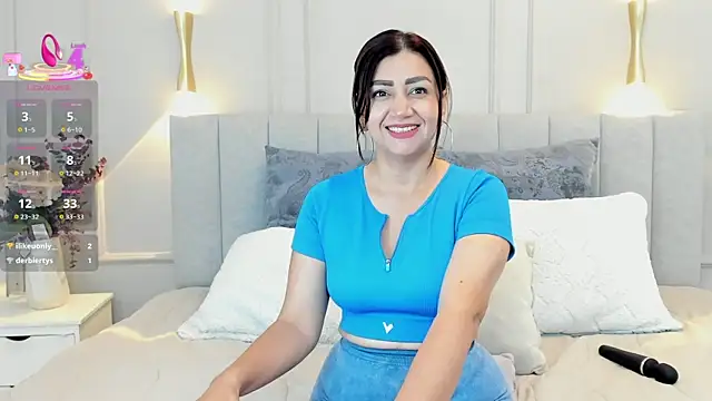 victoria bourne online show from October 2, 7:41 pm