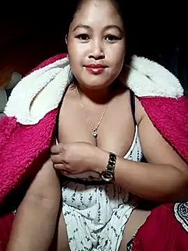 maycuc123 online show from December 18, 9:47 am