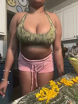 princesslivv online show from February 25, 6:34 am