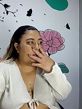 curvy diva  online show from September 27, 12:56 pm