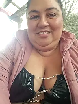 curvy diva  online show from April 20, 9:29 pm