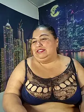 curvy diva  online show from April 23, 12:29 pm