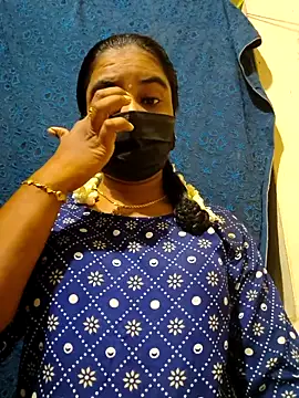 mini-queen online show from April 22, 12:35 pm