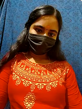 mini-queen online show from December 21, 3:49 pm