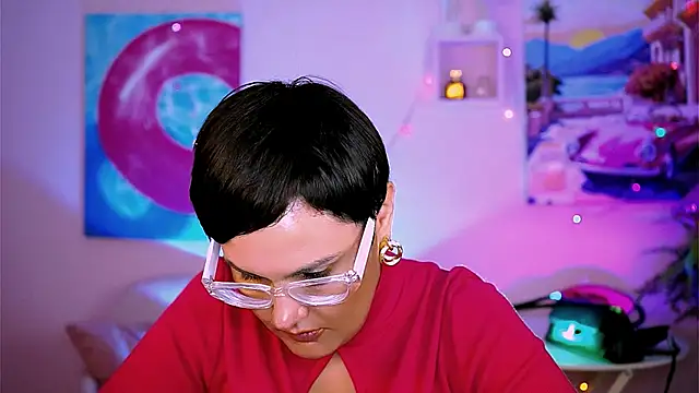 LauraDavidsons online show from September 26, 7:33 pm