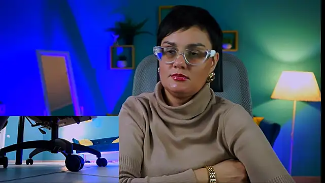 LauraDavidsons online show from November 30, 4:11 pm