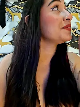 Alisson Morgann online show from April 26, 3:32 pm