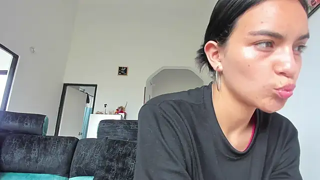 blinkiii  online show from April 13, 4:08 pm