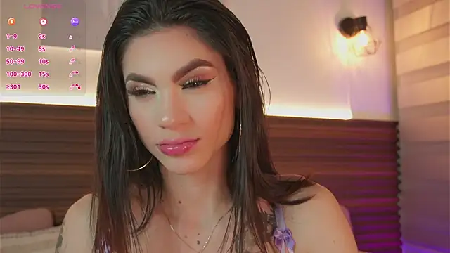 cinthia jones2 online show from November 28, 7:11 am