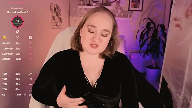 Kitty Rest  online show from October 21, 3:49 pm