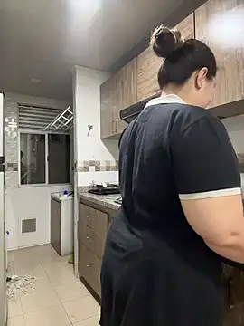 PortuPAWG online show from April 24, 11:40 pm