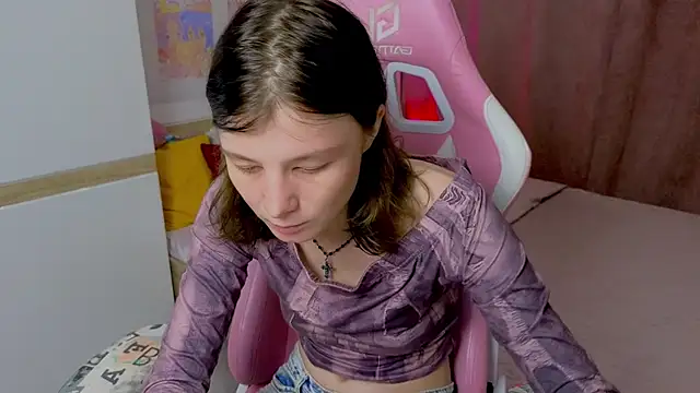 EllinEverly online show from June 21, 9:52 pm
