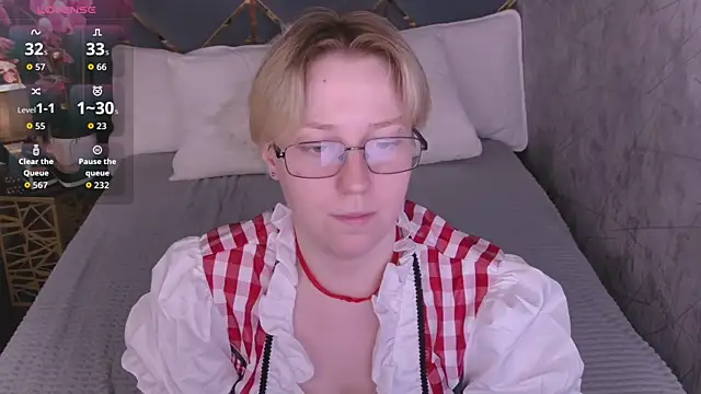 AlexandraGreen online show from June 14, 4:29 pm