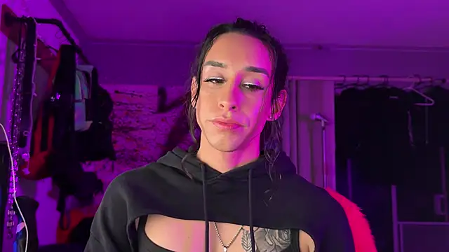 xoFrankie online show from November 21, 3:08 am