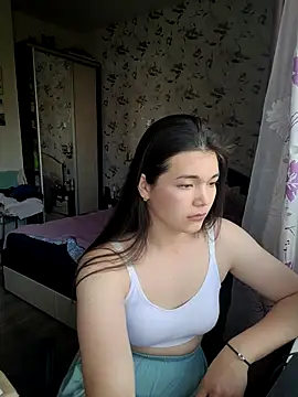 Albi Glow online show from September 18, 11:09 am