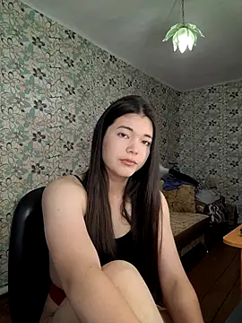 Albi Glow online show from September 12, 2:45 am