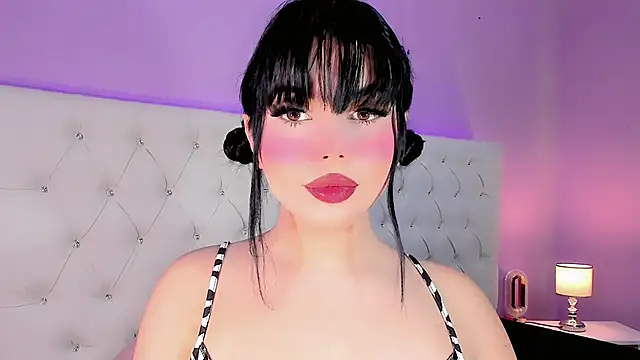 DaniielaV online show from September 23, 2:15 pm