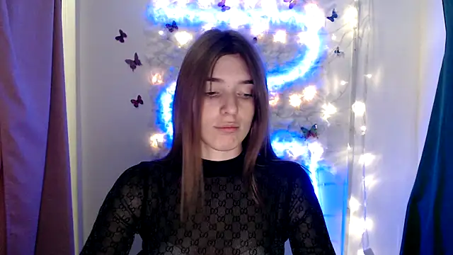 Snapshot of JuiceLips__ chatting on September 12, 8:34 am JuiceLips online show from September 12, 8:34 am