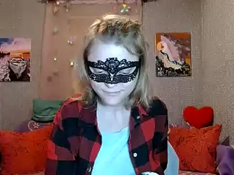 Miss Nona online show from April 21, 8:10 am